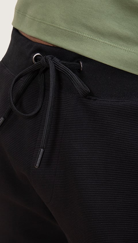 Damensch Statement Textured Jogger Stern Black