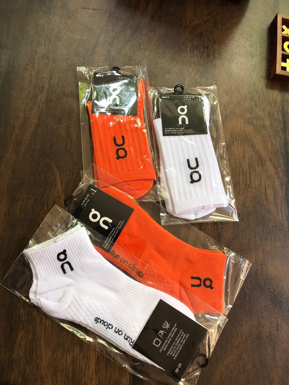 On Running Logo Socks  - Ankle length Pck of 3